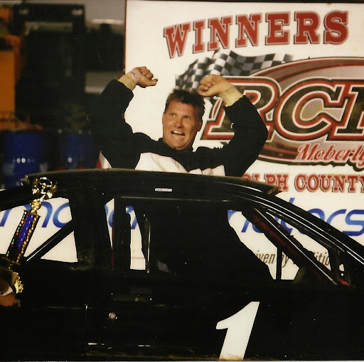 Robert Winfrey Photo 5