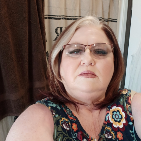 Sandy Schultz Photo 21