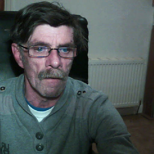 Dennis Hope Photo 5