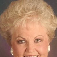 Shelley Howard Photo 32