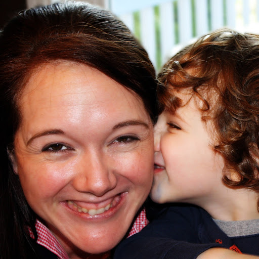 Laura Lowery Photo 7