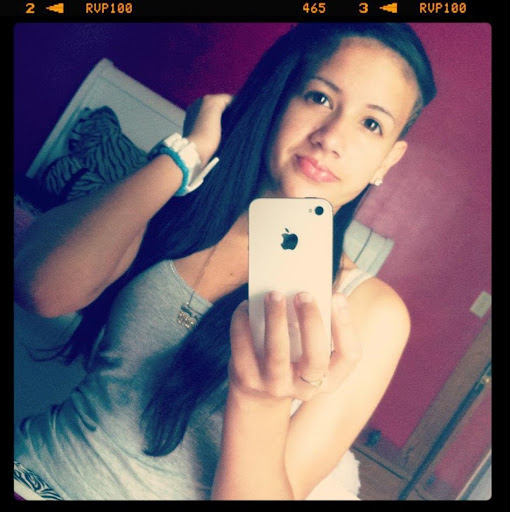 Frances Santiago Photo 12