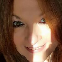 Stephanie Mathis Photo 14