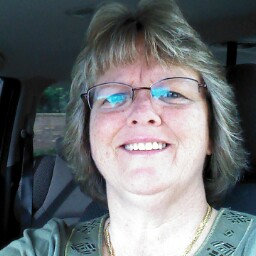 Vickie Russell Photo 17