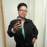 Shirley Holmes Photo 7
