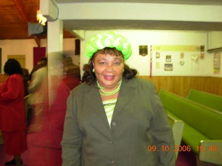 Annie Howard Photo 30
