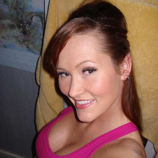 Candice Erickson Photo 12
