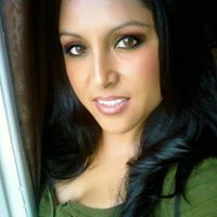 Ivonne Robles Photo 20