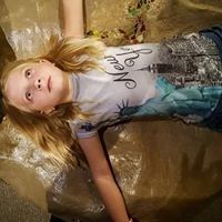 Amy Winters Photo 25