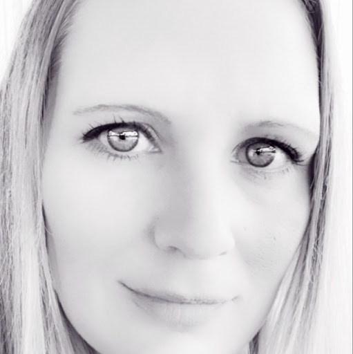 Jennifer Ross Photo 19