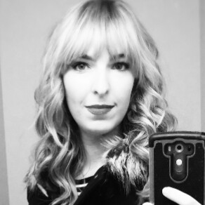 Kelli Landis Photo 12