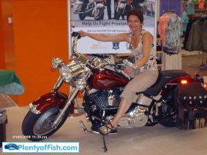 Carol Carter Photo 28