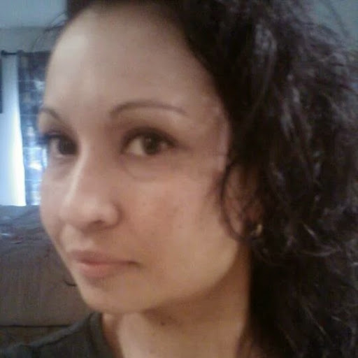 Julie Perez Photo 27
