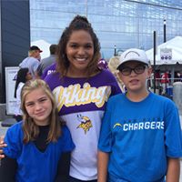 Stephanie Moser Photo 42
