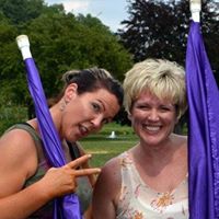 Julie Owens Photo 18