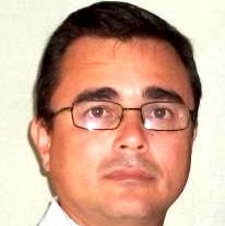 Johnny Alvarado Photo 35