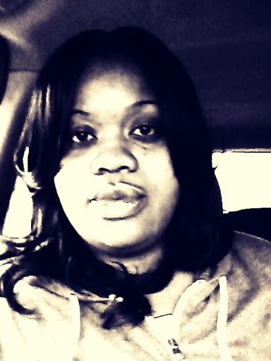 Angela Oliver Photo 25