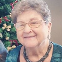 Nell Schneider Photo 11