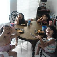 Carol Rosales Photo 20