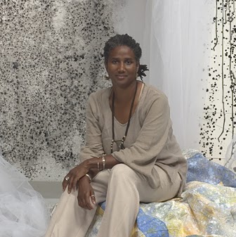 Gina Lewis Photo 16