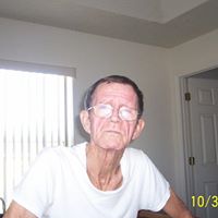 Tommy Stowe Photo 5