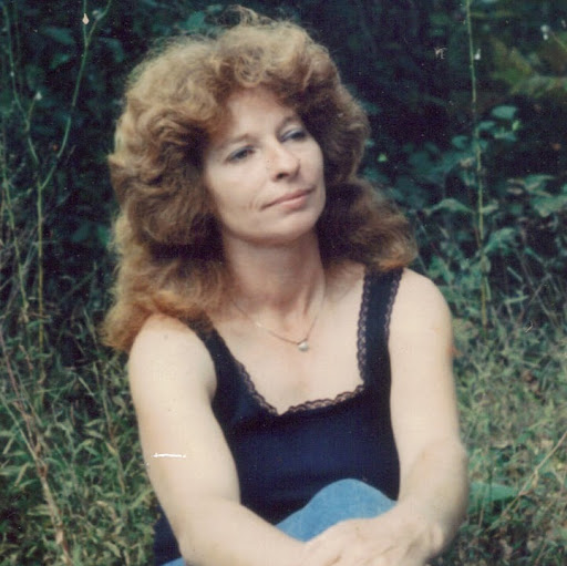Janet Holbrook Photo 19