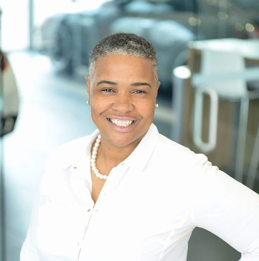 Tawana Robinson Photo 18