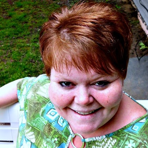 Lisa Murphy Photo 17