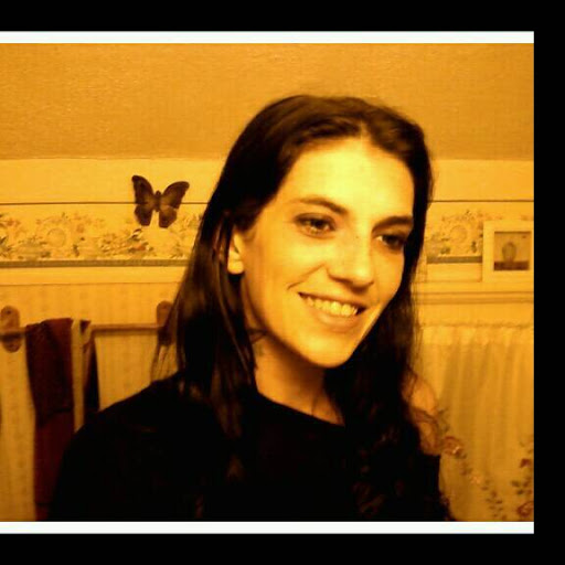 Lora Thompson Photo 25