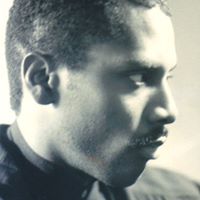Robert Holt Photo 19