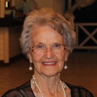 Annie Benson Photo 13