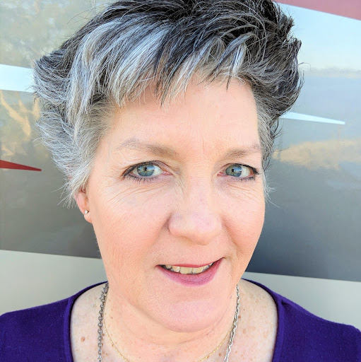 Lynn Jensen Photo 34
