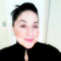 Raquel Robles Photo 23