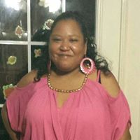 Angelina Lowe Photo 7