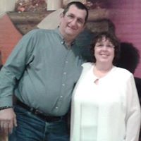 Lynn Howell Photo 35