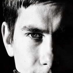 Ryan Watts Photo 31