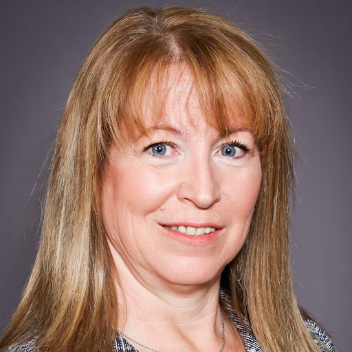 Teresa Larson Photo 31
