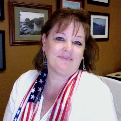 Lori Bush Photo 15