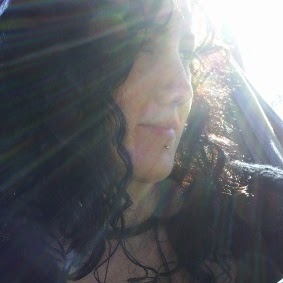 Elizabeth Ames Photo 33