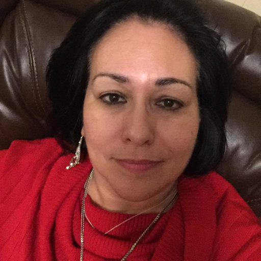 Ruth Medina Photo 35