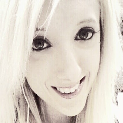 Jessica Ellis Photo 4