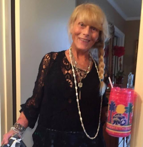 Brenda Woods Photo 37