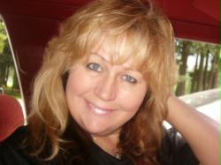 Elizabeth Donnelly Photo 40