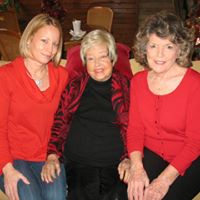 Linda Holton Photo 8