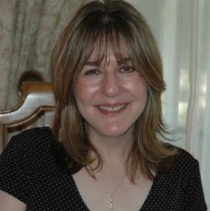 Laura Cooke Photo 29