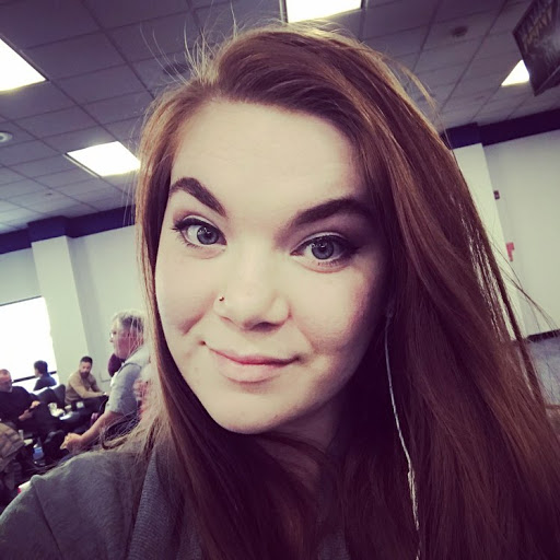 Jessie Moore Photo 14