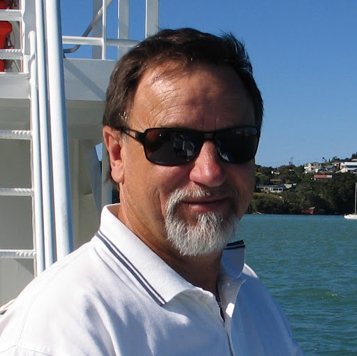 Bruce Robinson Photo 17