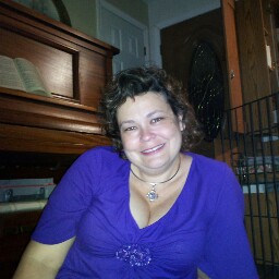 Heather Guthrie Photo 13