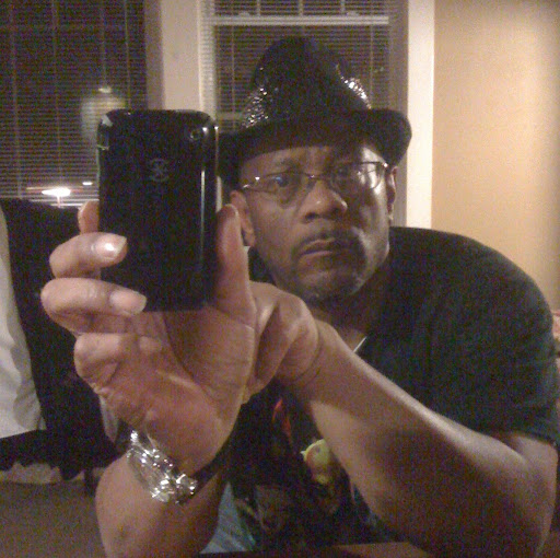 Glenn Simmons Photo 24