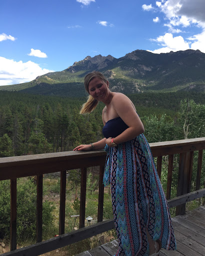 Elizabeth Krause Photo 24